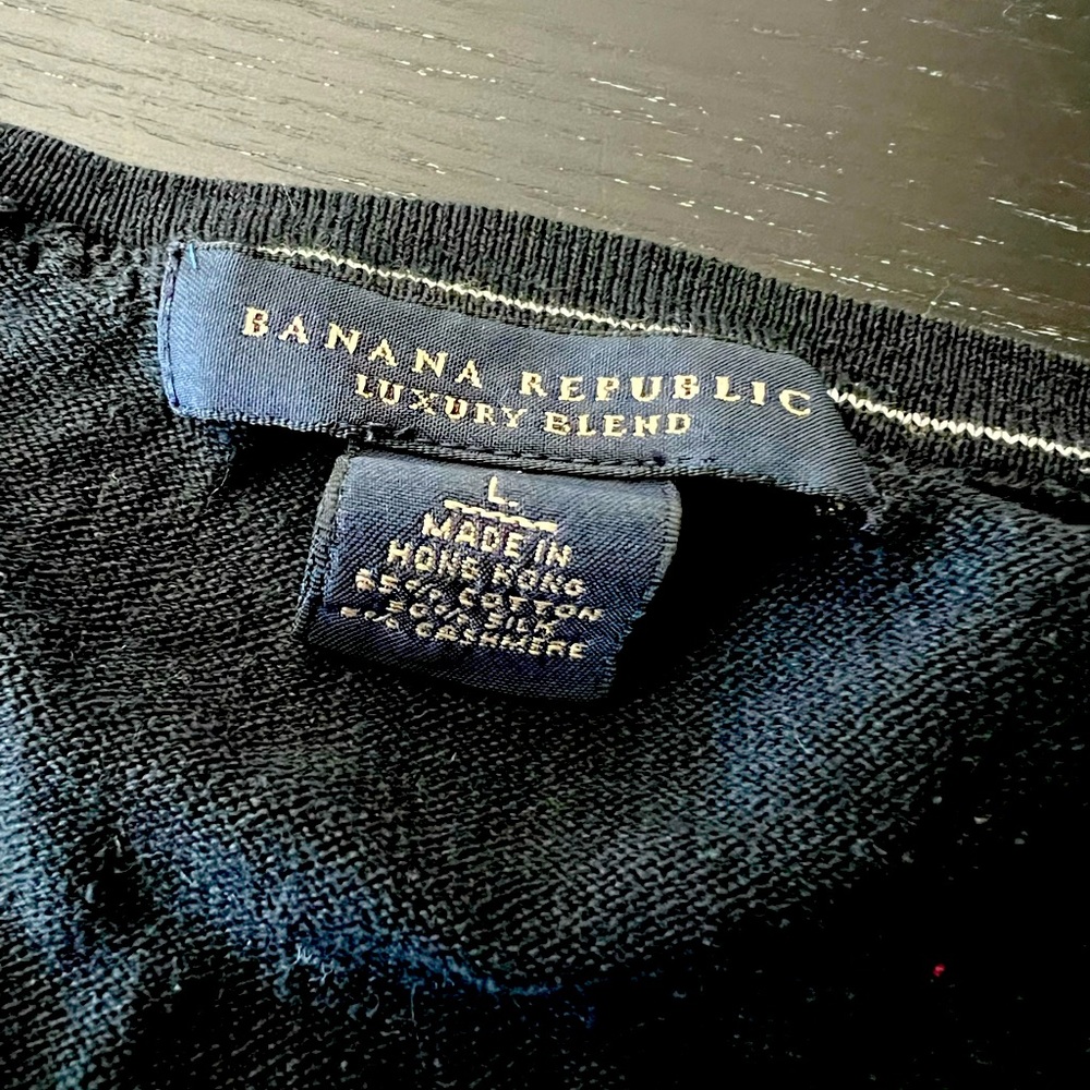 Banana Republic Cashmere Blend Light Weight Sweater